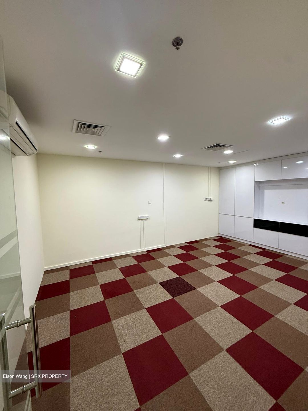 Epl Building (D3), Office #611445571